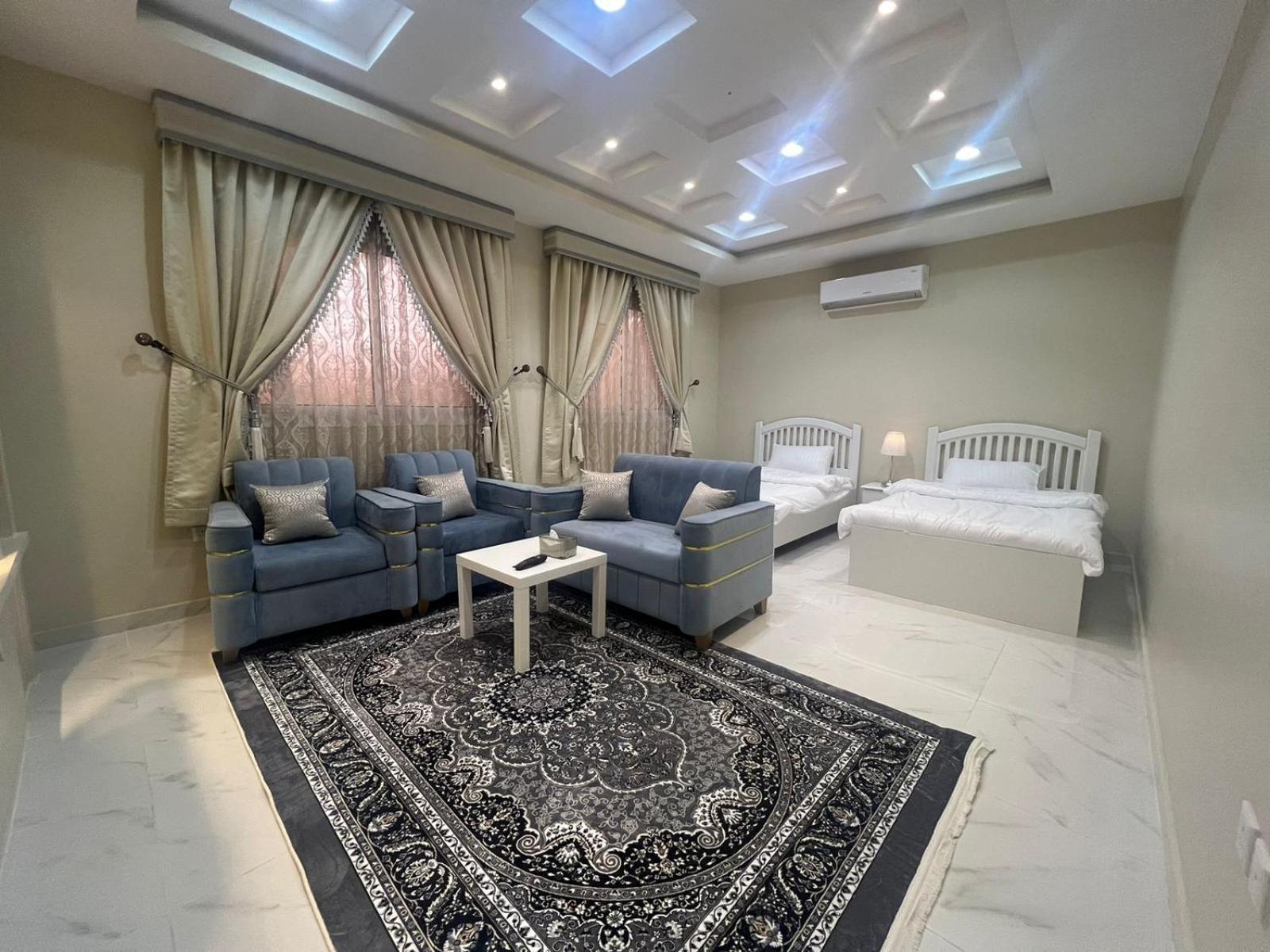 الفخامة